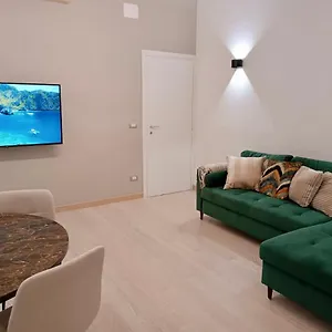 Apartamento Casa Nicola- Apt In The Heart Of, Roma